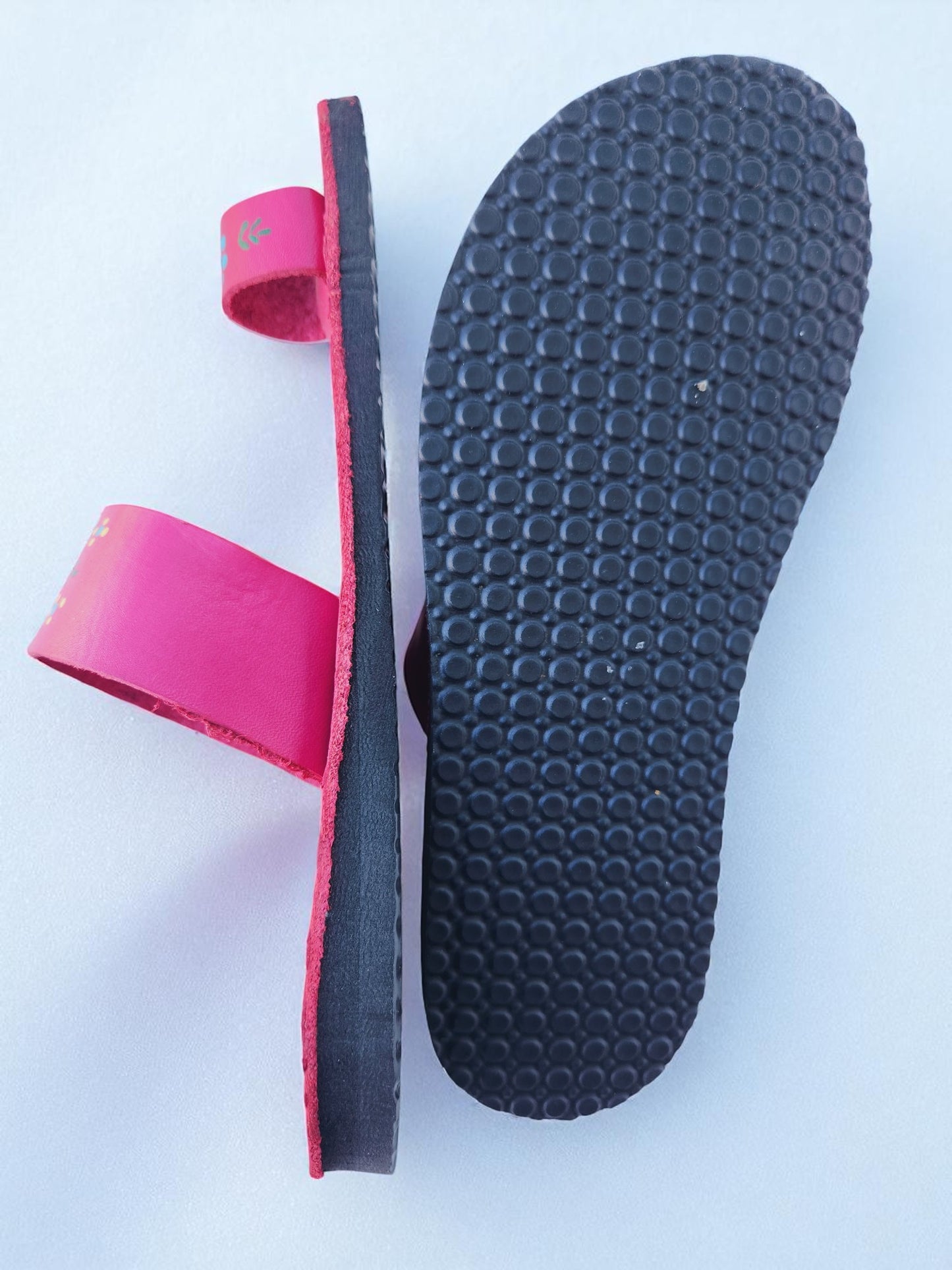 Pink soft leather handmade toe-ring sandals with  durable lightweight outsoles and hand-painted floral pattern
