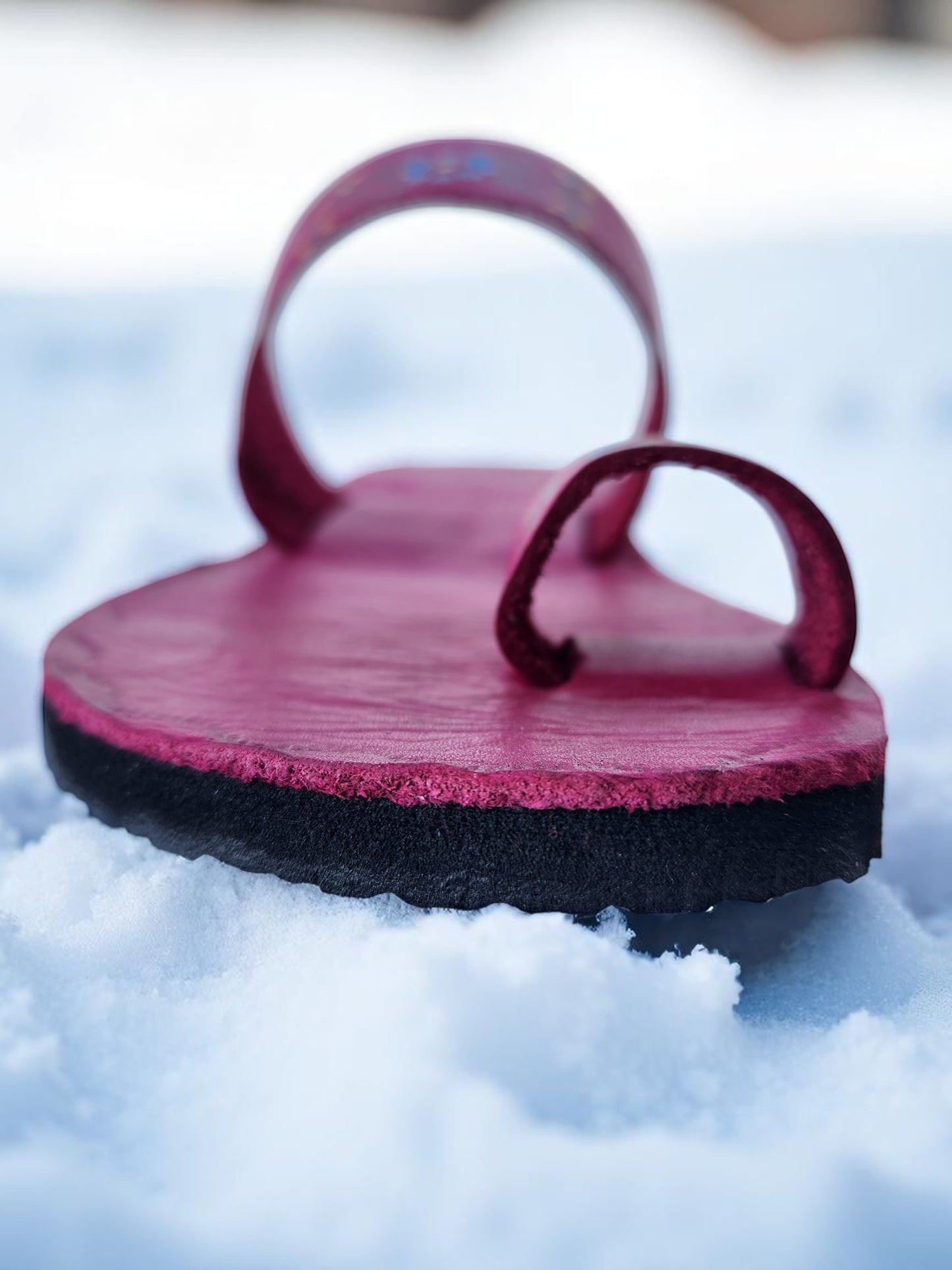 Pink soft leather handmade toe-ring sandals with  durable lightweight outsoles and hand-painted floral pattern