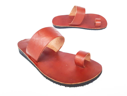 Brown soft leather handmade toe-ring sandals with  durable lightweight outsoles and hand-painted floral pattern