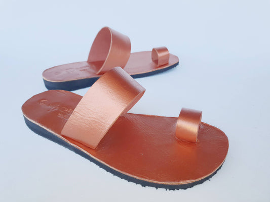 Copper color soft leather handmade toe-ring sandals with  durable lightweight outsoles and hand-painted floral pattern