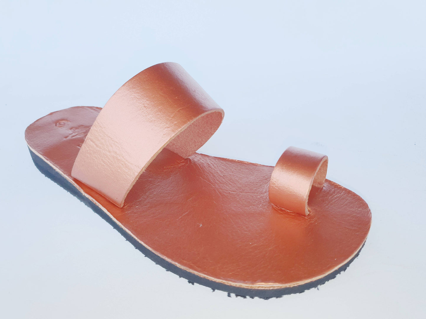 Copper color soft leather handmade toe-ring sandals with  durable lightweight outsoles and hand-painted floral pattern