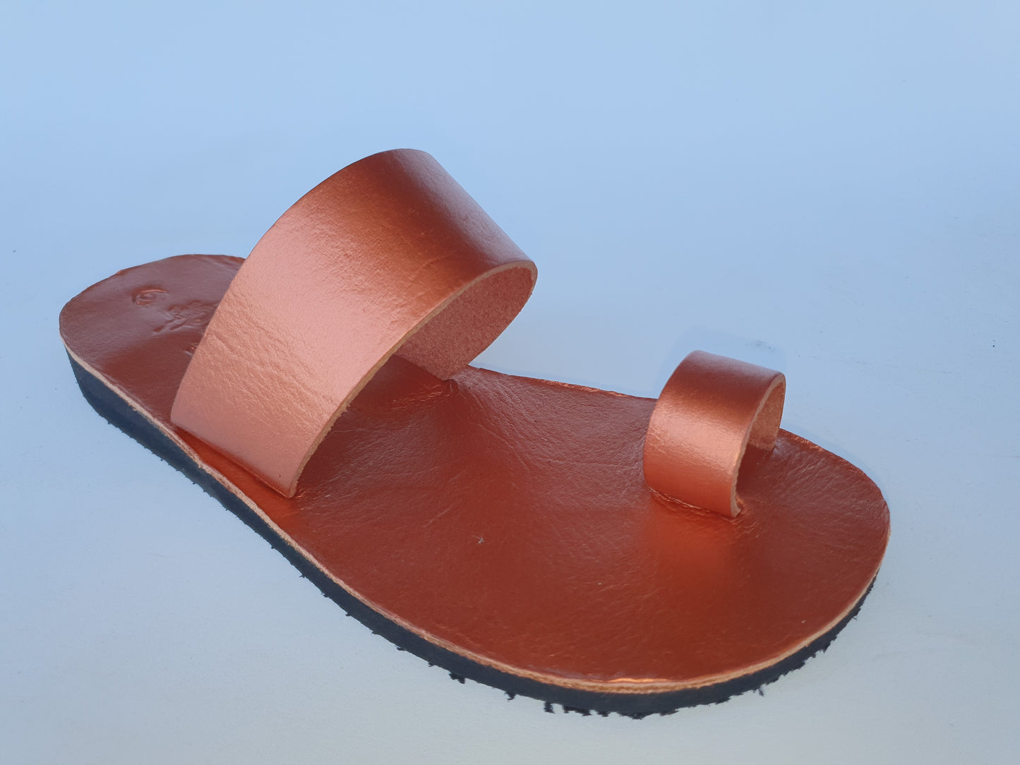 Copper color soft leather handmade toe-ring sandals with  durable lightweight outsoles and hand-painted floral pattern