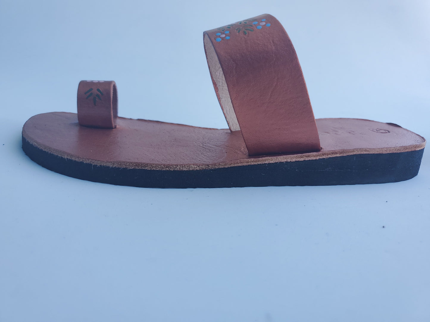 Copper color soft leather handmade toe-ring sandals with  durable lightweight outsoles and hand-painted floral pattern